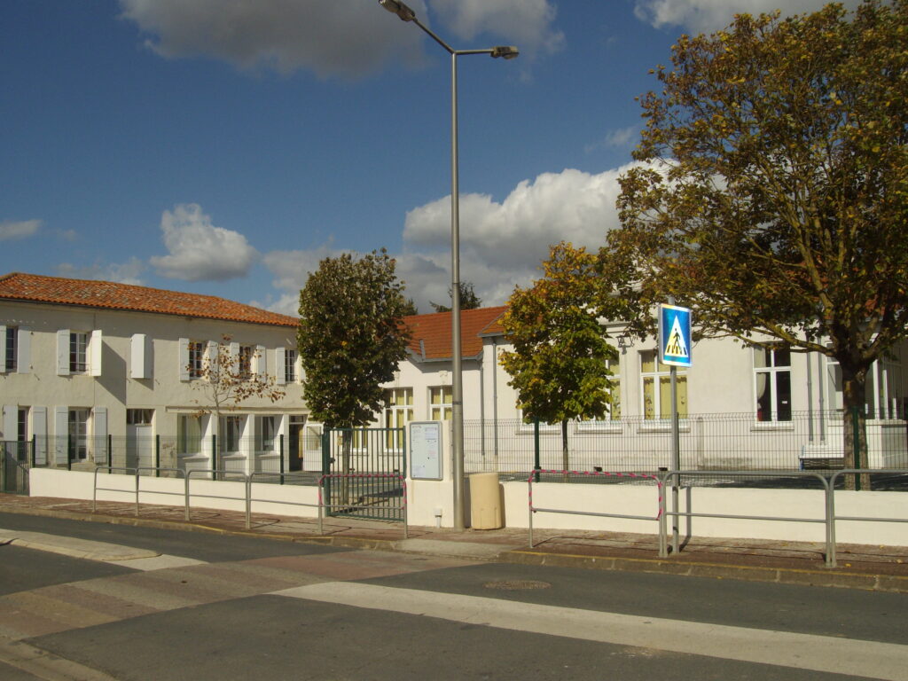 École